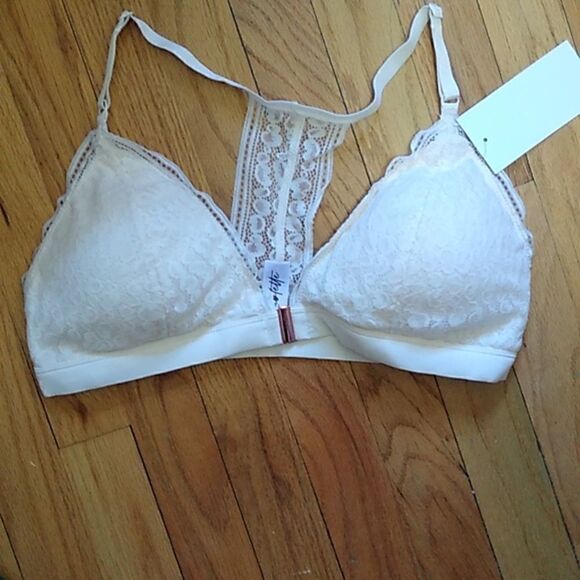 NWT Luvlette White Racer Back Bra w/ Lace Detailing - XXL - Picture 1 of 4